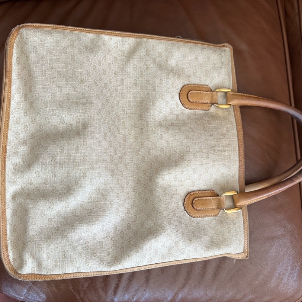 Vintage Gucci Beige Leather Canvas Shoulder Bag with Red and Green Stripe - Picture 11 of 16